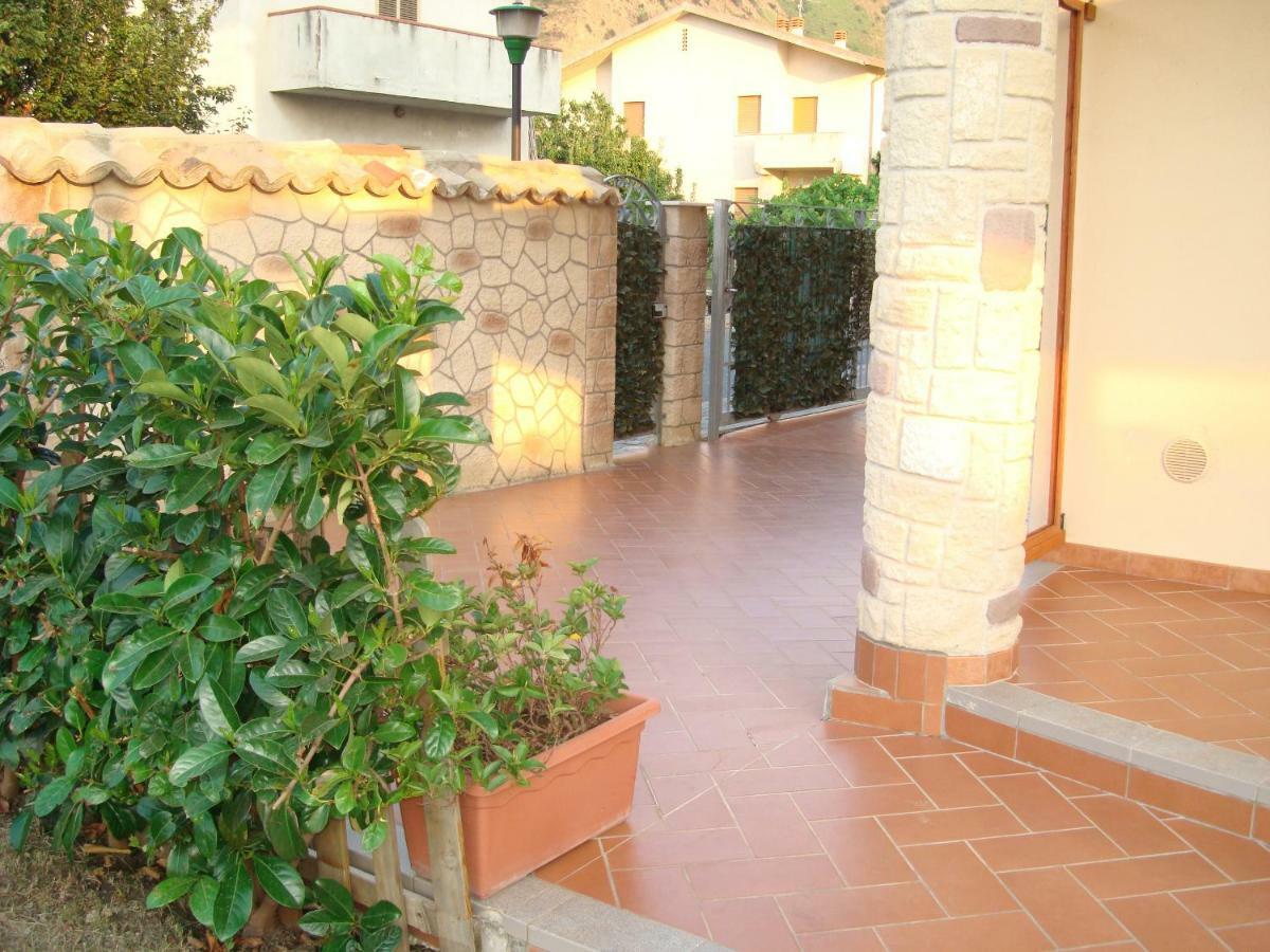 Guest House Mare E Luna Fiumefreddo Bruzio Exteriér fotografie